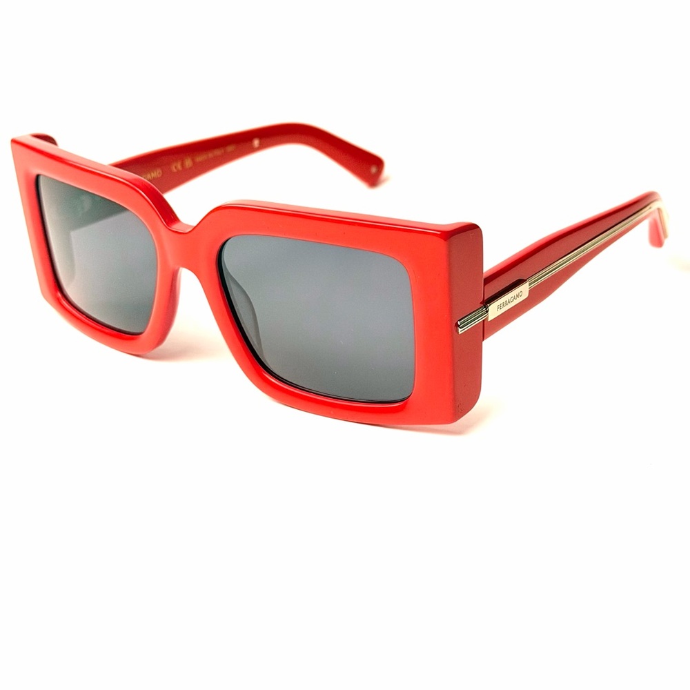 Ferragamo SF 2032 S 600  Ladies Sunglasses 55mm SF2032S NWT